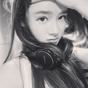 chinese熟女老女人和小伙
